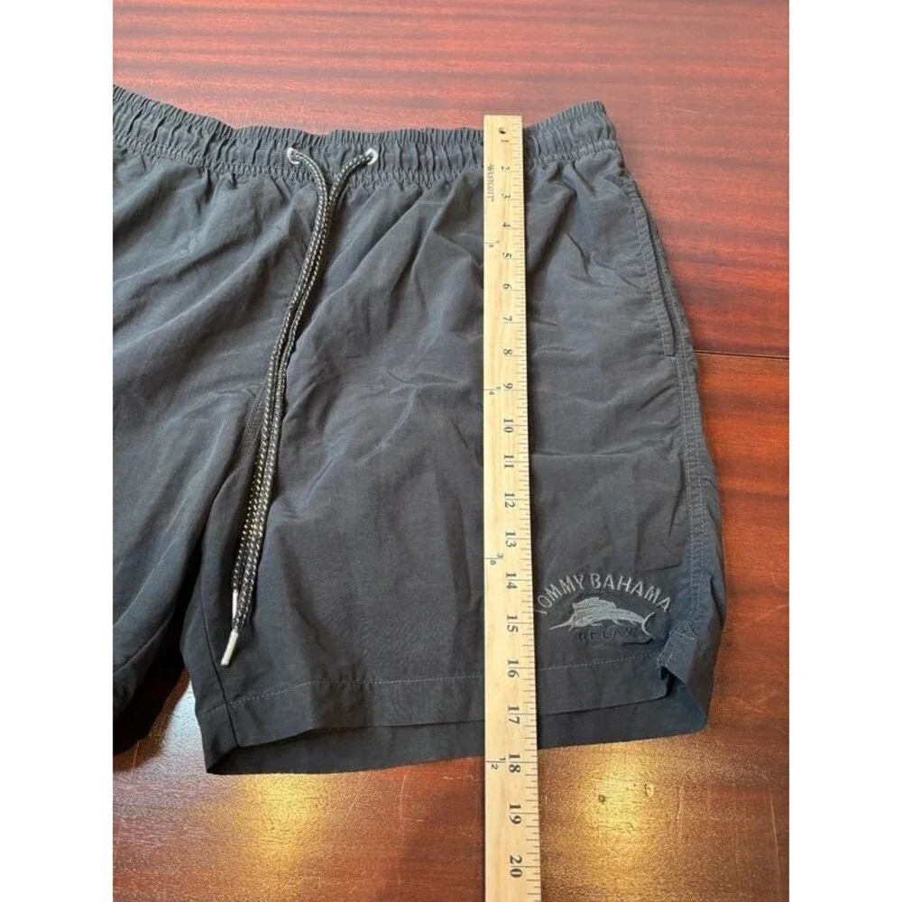Tommy Bahama Relax Black Swim Trunks Men’s Large L Marlin Cargo Mesh Lined